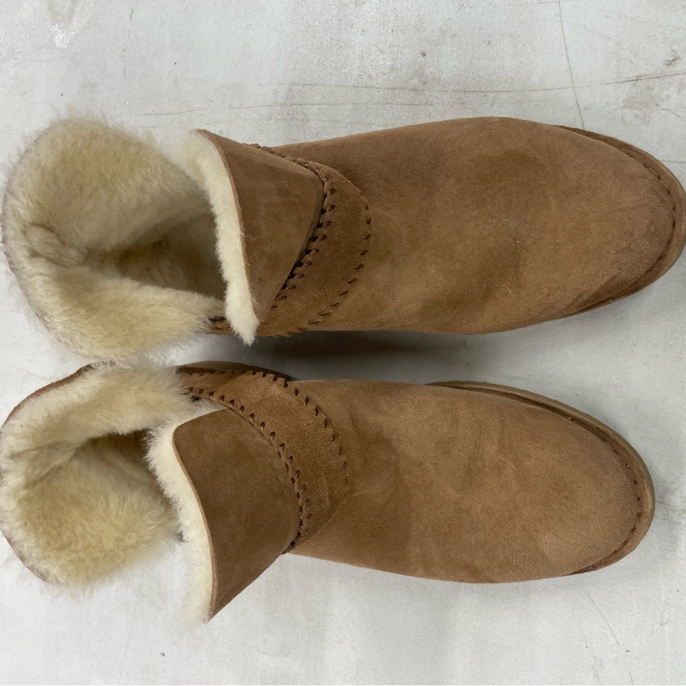 Ugg Shoes